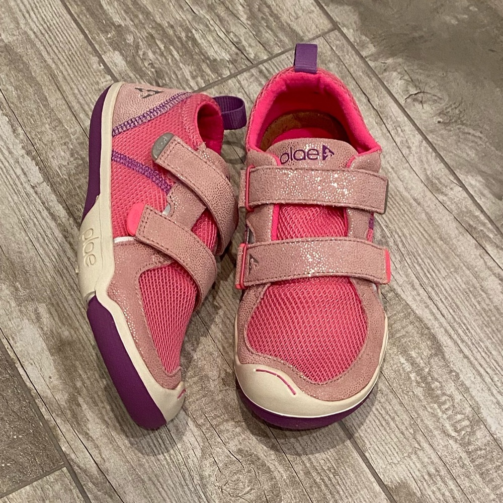 New PLAE Ty Pink/Dewberry Size 2 Youth